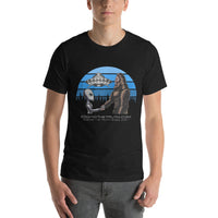 Deluxe Edging The Truth Bigfoot Meets an Alien Short-sleeve Unisex T-shirt